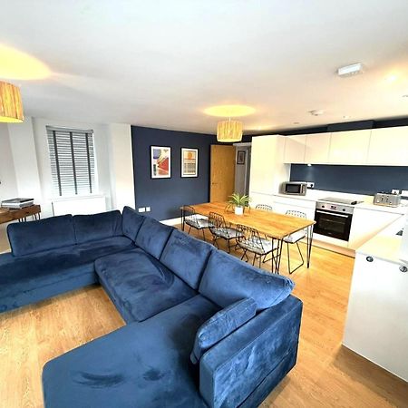 X-Large Two Bedroom & Two Bathroom Apartment With Free Evening Parking Southampton Exterior photo