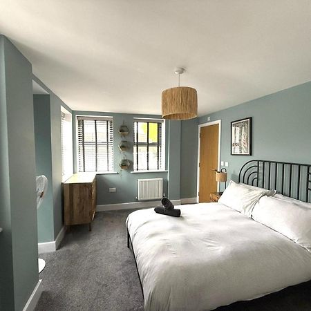 X-Large Two Bedroom & Two Bathroom Apartment With Free Evening Parking Southampton Exterior photo